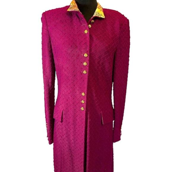 St John Knit Vintage ElegantLong Coat with Floral Collar